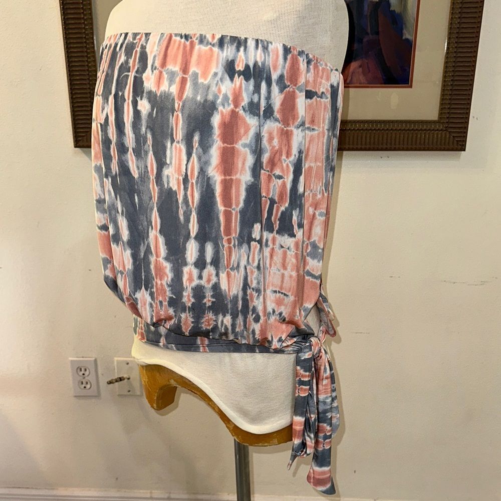 Ariella Coral/Grey Tie-Dye Strapless Top w/ Side Tie Size Small - Picture 6 of 12